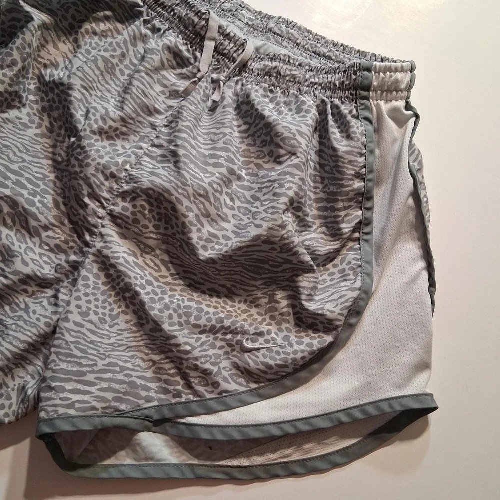 Womens Nike gray leopard print shorts athletic gym workout running